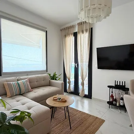 Apartment Emma Front Luxury Mola Kalyva